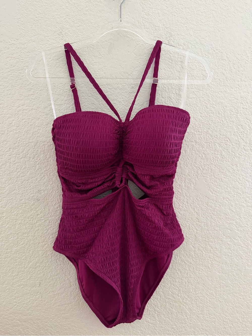 Bar III pucker Up Textured Keyhole One Piece Swimsuit Size L